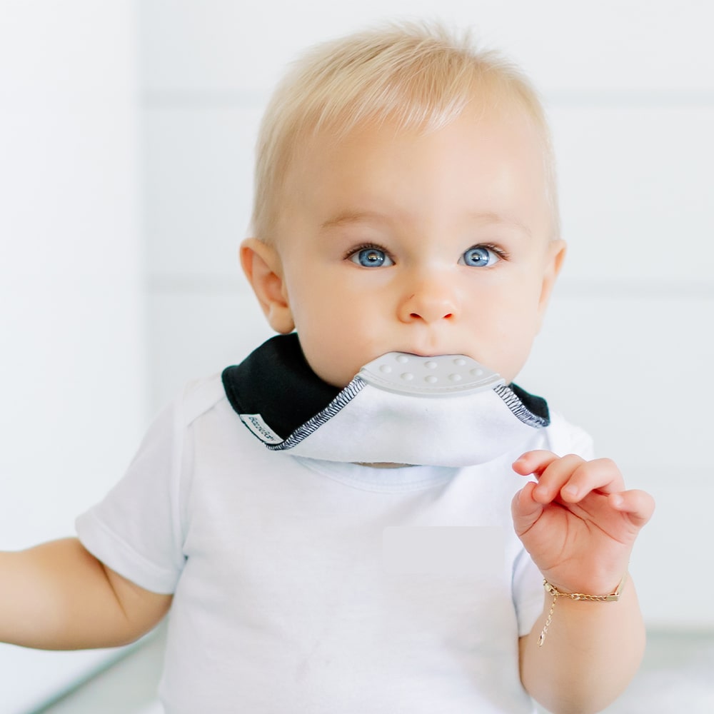 Banda Bib with Teether Attached - Various Colors