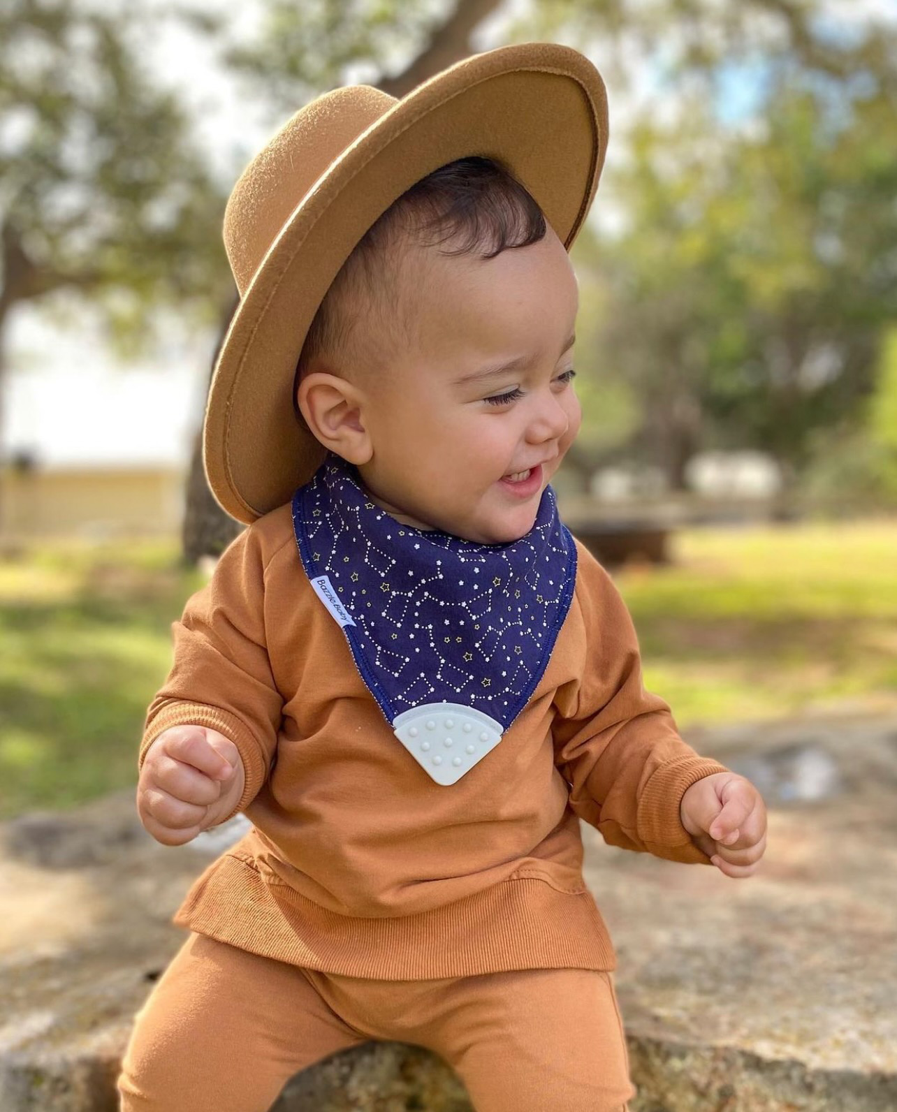 Banda Bib with Teether Attached - Various Colors
