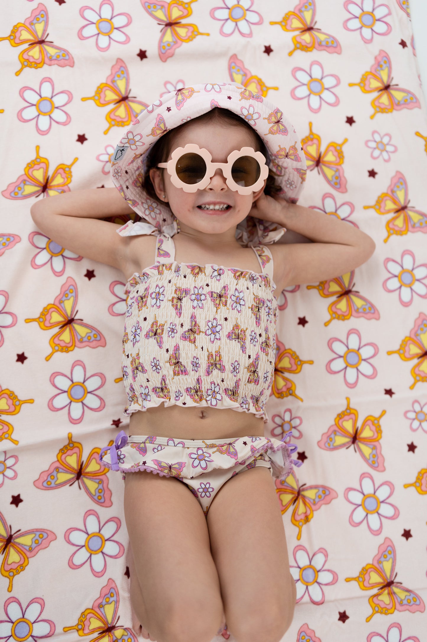 BLOSSOMIN’ BUTTERFLY DREAM BUCKET HAT