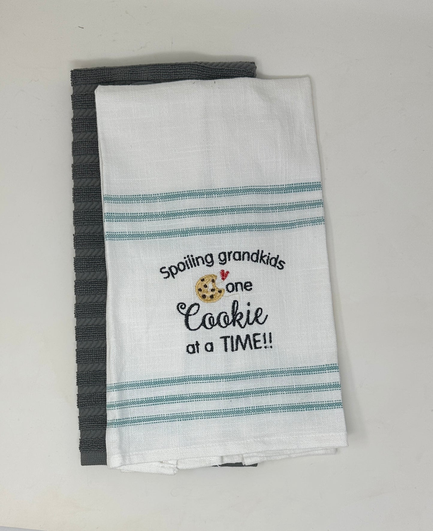 Paquete de toallas para consentir a los nietos, una galleta a la vez