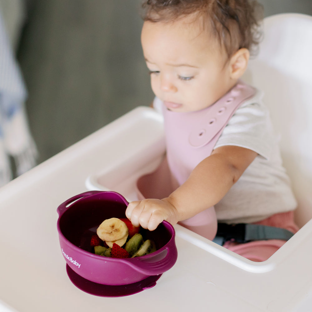 Foodie® Suction Bowls with Lid + Spoon 2-Pack: Assorted Colors