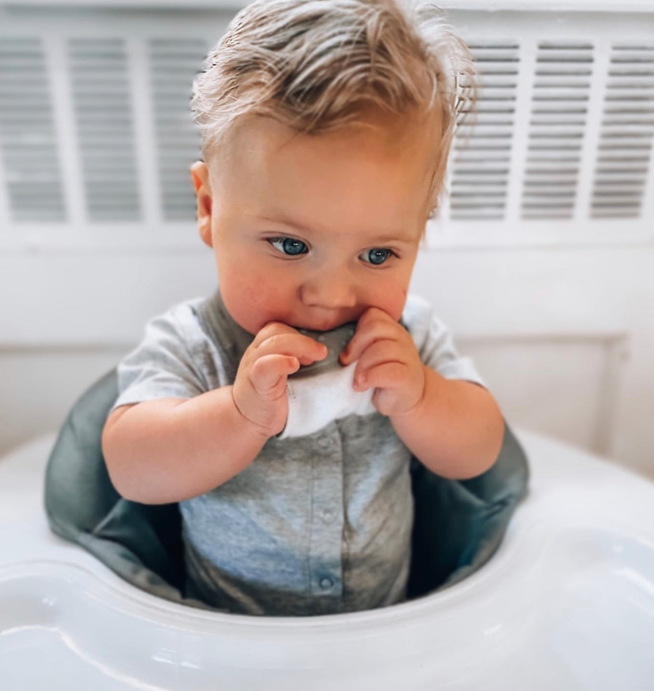 Banda Bib with Teether Attached - Various Colors