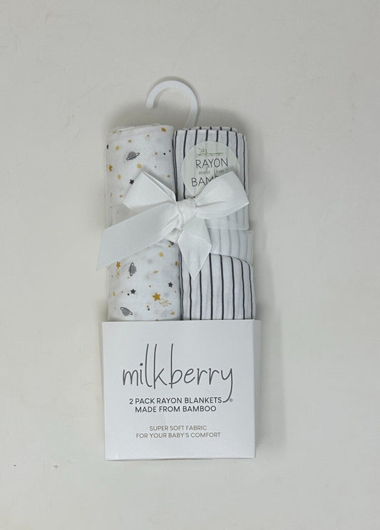 Mantas para envolver al bebé con motivos de estrellas, planetas y espacio de Milkberry