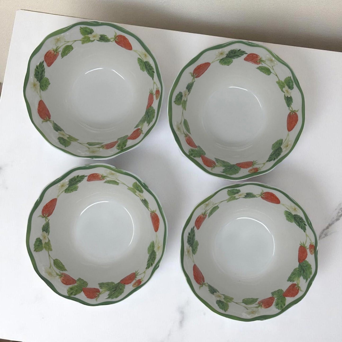 Primrose Vintage MELAMINE Dessert Bowls Set of 4 Small Strawberry Fields🍓NEW