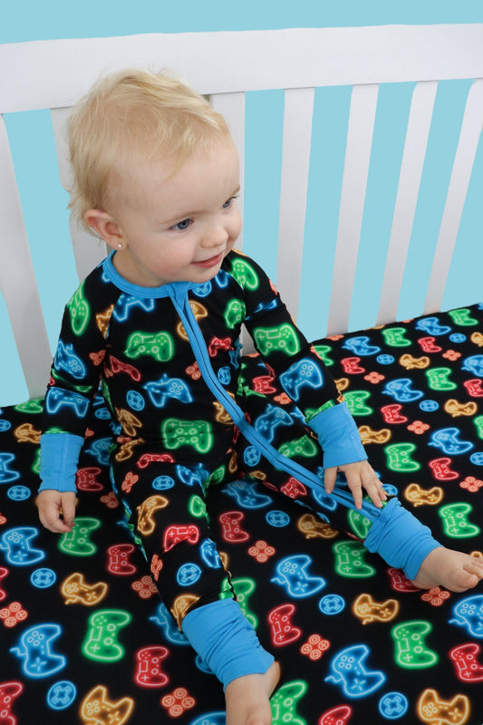 GAMER GLOW DREAM CRIB SHEET