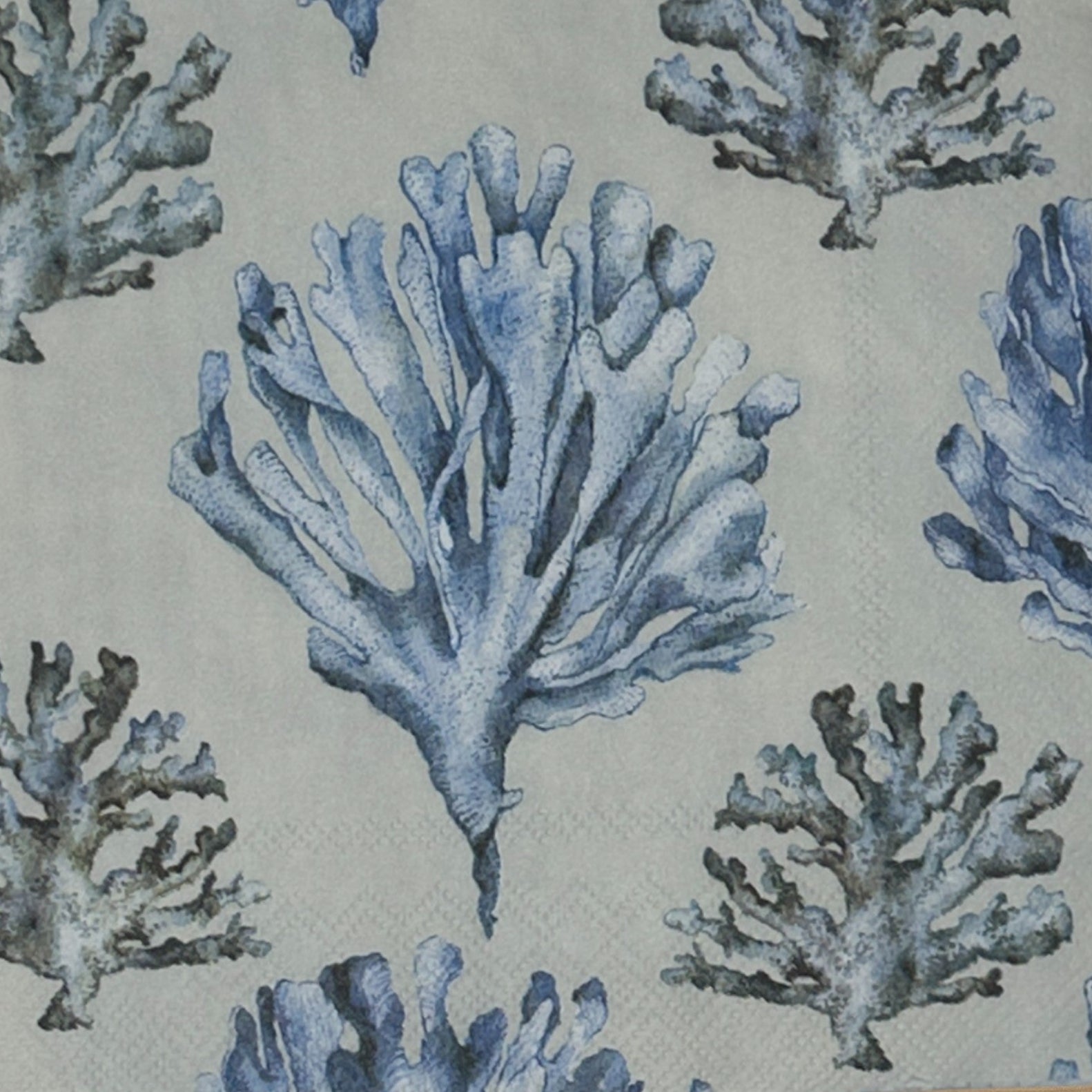 Napkin with blue coral pattern 