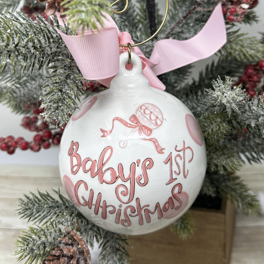 Adorno de cerámica para el primer día de Navidad del bebé, 4 x 3,75 pulgadas, blanco con lunares azules, escrito a mano