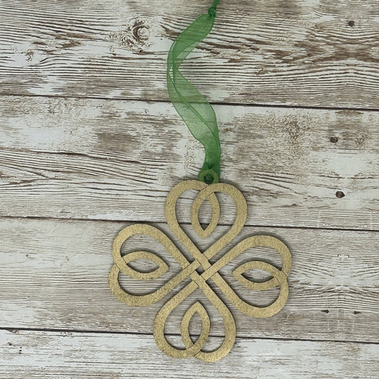 Adorno de madera con forma de trébol de cuatro hojas y bendición irlandesa