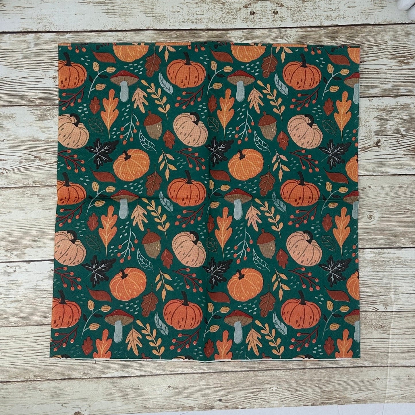 Servilletas con hojas, bayas, bellotas, calabazas, otoño, decoupage, papel de cóctel, naranja, verde y marrón